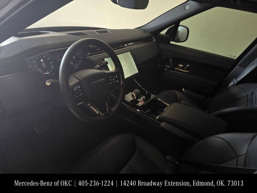 Used 2025 Land Rover Range Rover Sport Dynamic SE image 14