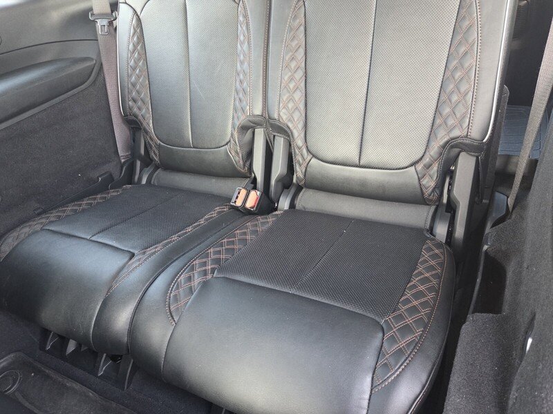 Used 2023 Jeep Grand Cherokee L Summit w/ Advanced Protech Group IV AWD/4WD image 8