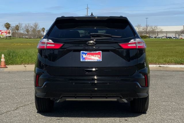 Used 2022 Ford Edge SE w/ Black Appearance Package image 4