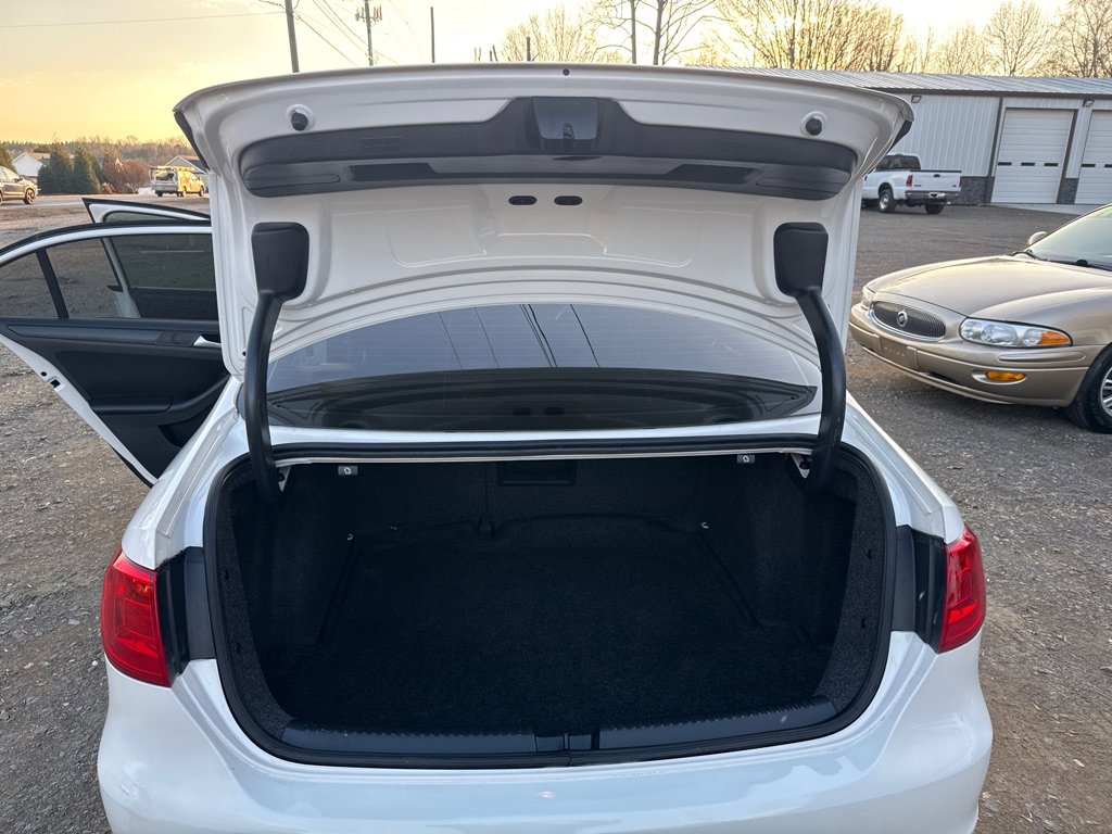 Used 2014 Volkswagen Jetta SE image 11