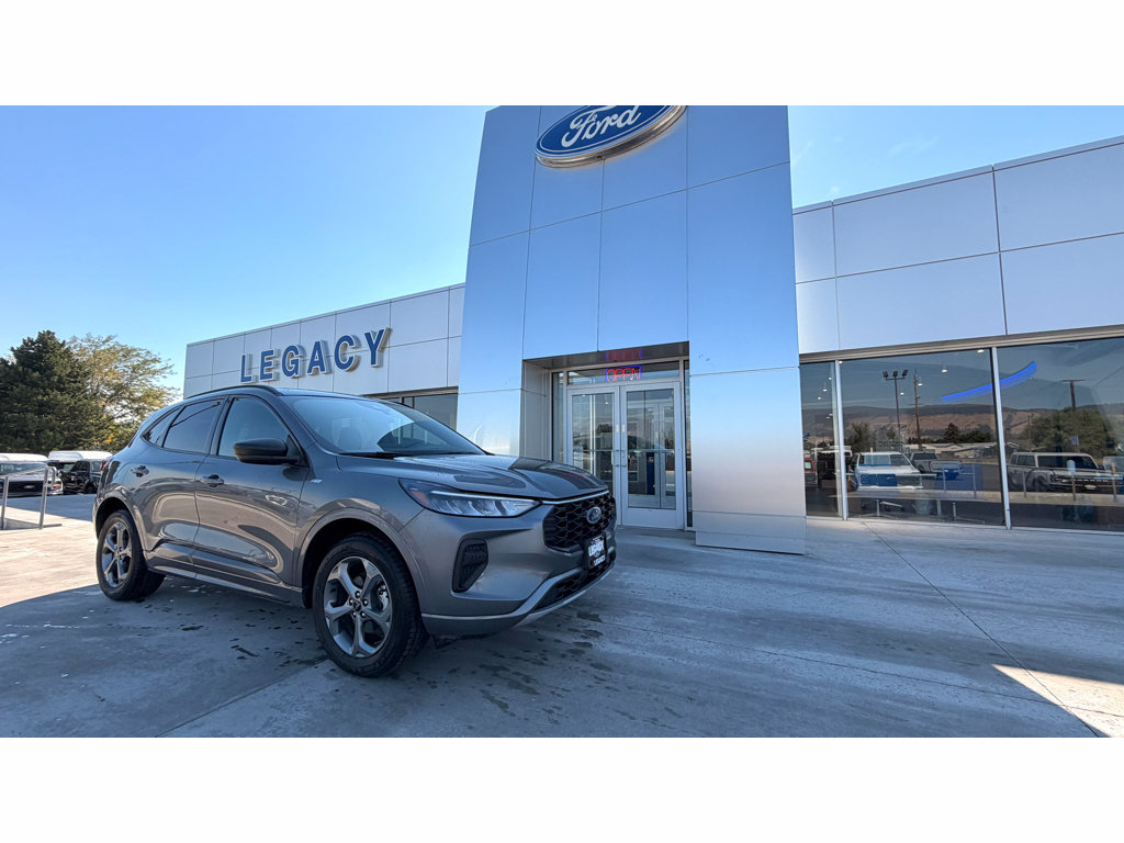 Used 2024 Ford Escape ST-Line w/ Tech Pack #1