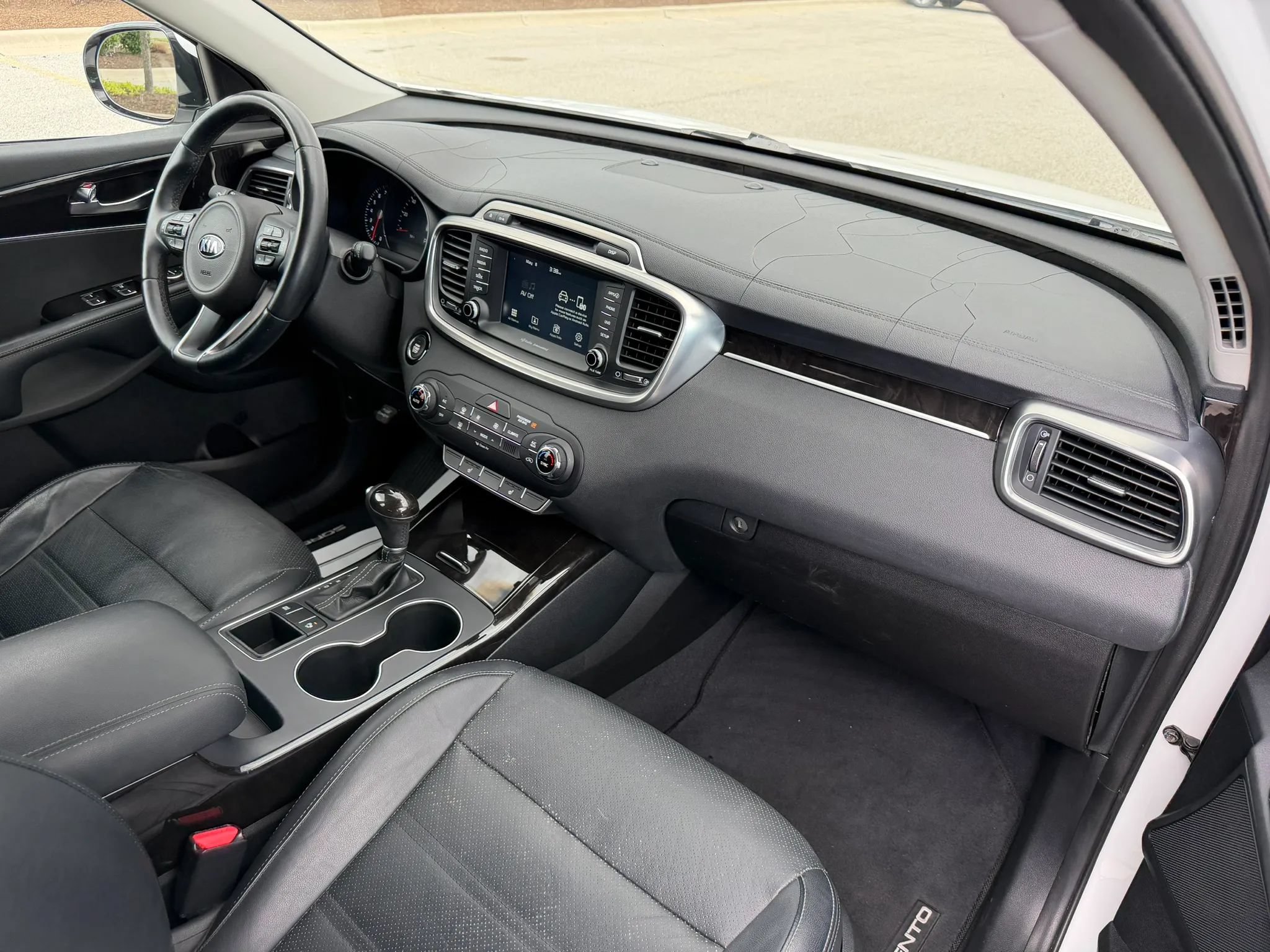 Used 2017 Kia Sorento EX FWD image 22
