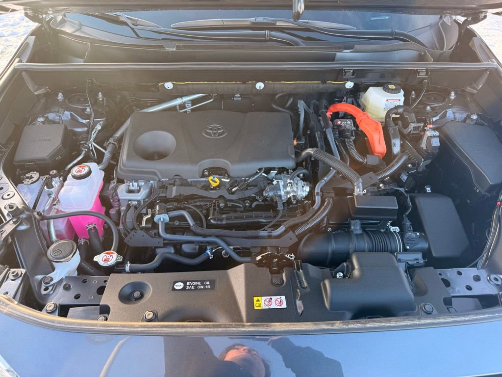 Used 2025 Toyota RAV4 XLE image 29