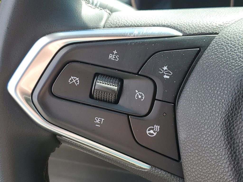 Certified 2024 Chevrolet Trax ACTIV w/ Sunroof Package FWD image 12