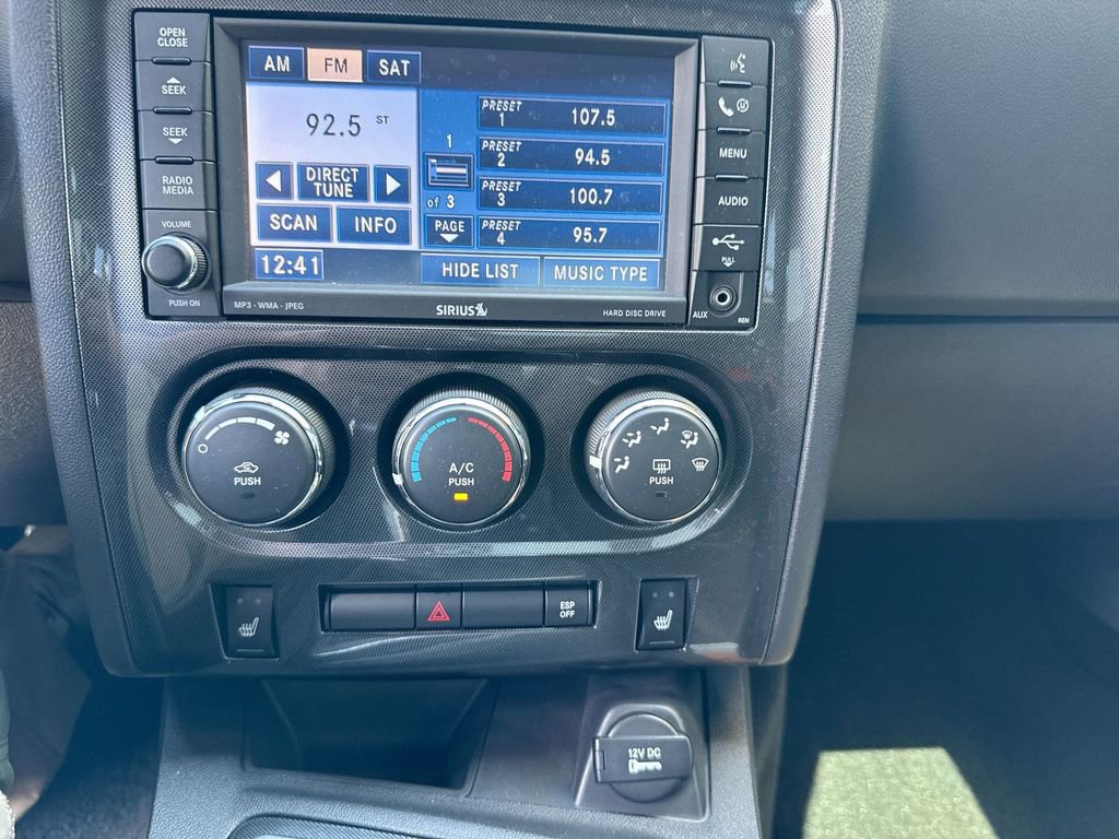 Used 2010 Dodge Challenger SRT8 RWD image 25