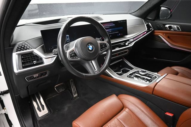 Used 2023 BMW X7 M60i w/ Executive Package AWD/4WD image 11