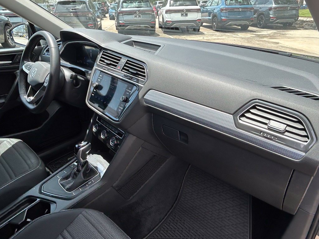 Certified 2024 Volkswagen Tiguan S FWD image 37