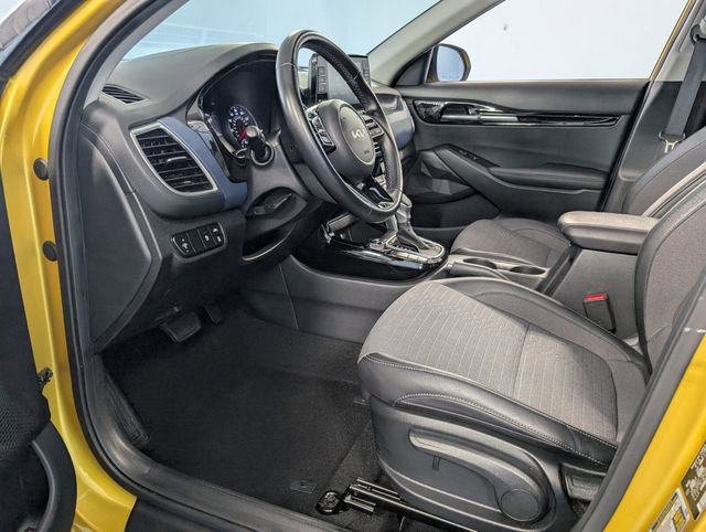 Used 2023 Kia Seltos S image 6