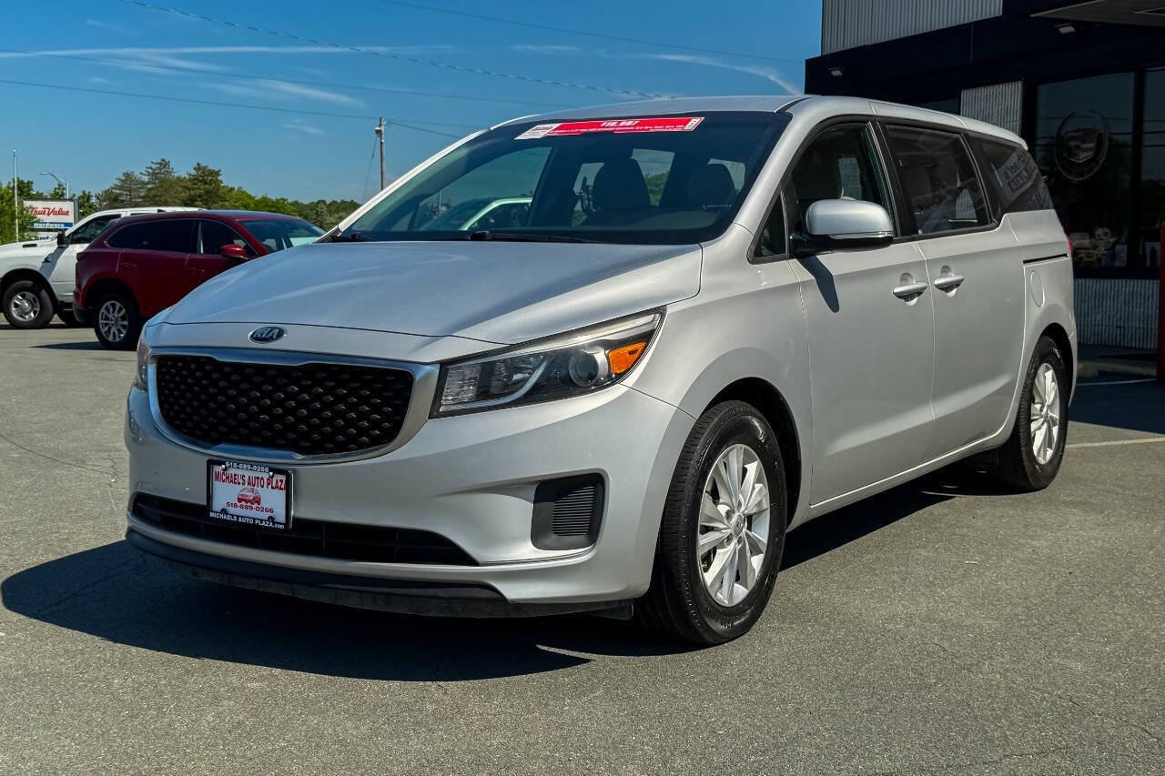 Used 2018 Kia Sedona L FWD image 8