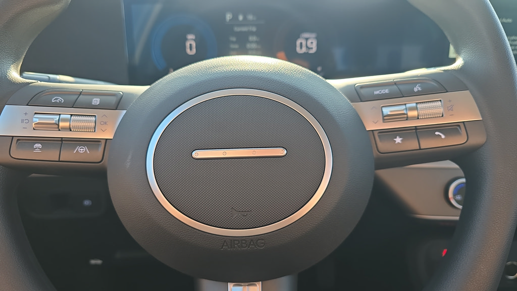 New 2027 Hyundai Kona SE AWD/4WD image 13