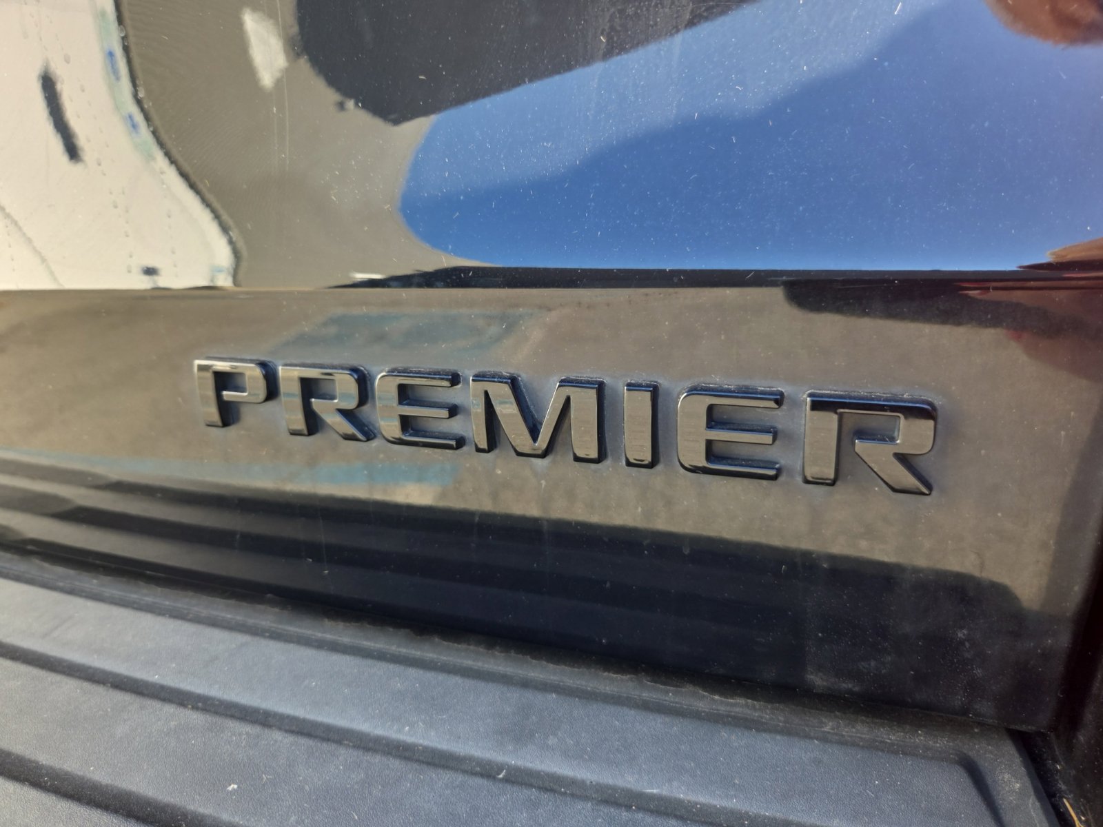Used 2019 Chevrolet Tahoe Premier AWD/4WD image 11