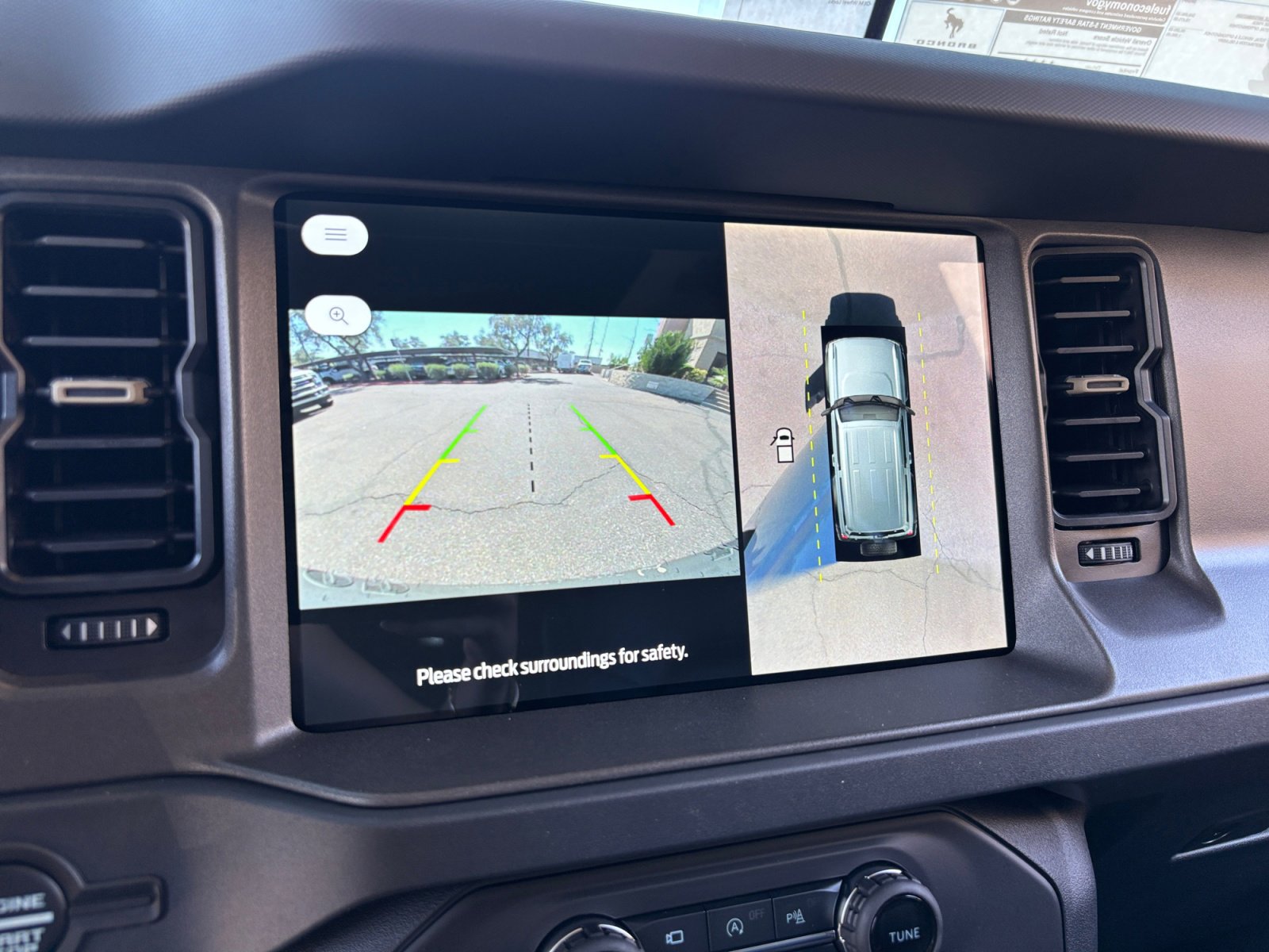 New 2026 Ford Bronco Badlands image 28