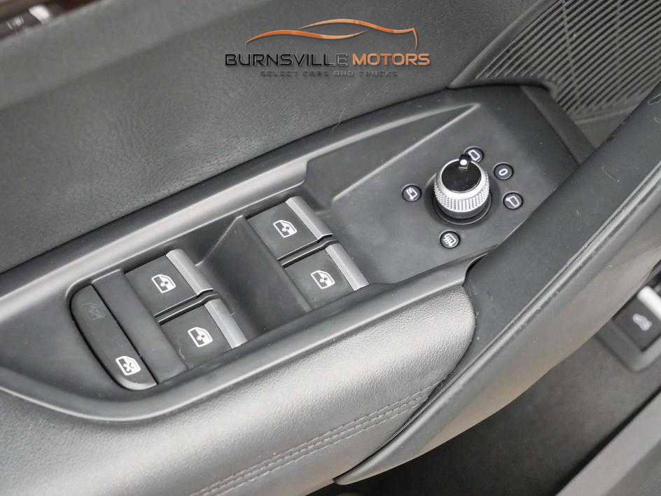 Used 2018 Audi Q5 Prestige w/ Prestige Package image 15