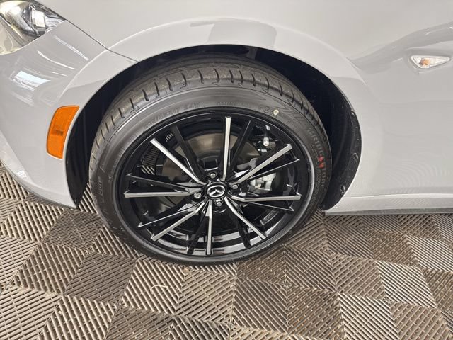 New 2026 MAZDA MX-5 Miata Grand Touring w/ Weather Package RWD image 25