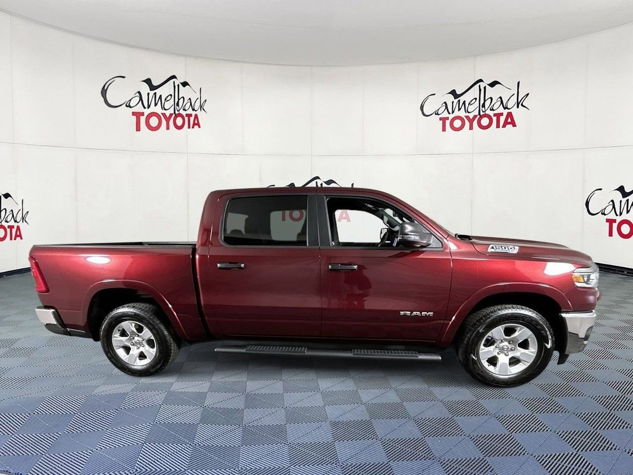 Used 2025 RAM 1500 Big Horn RWD image 8