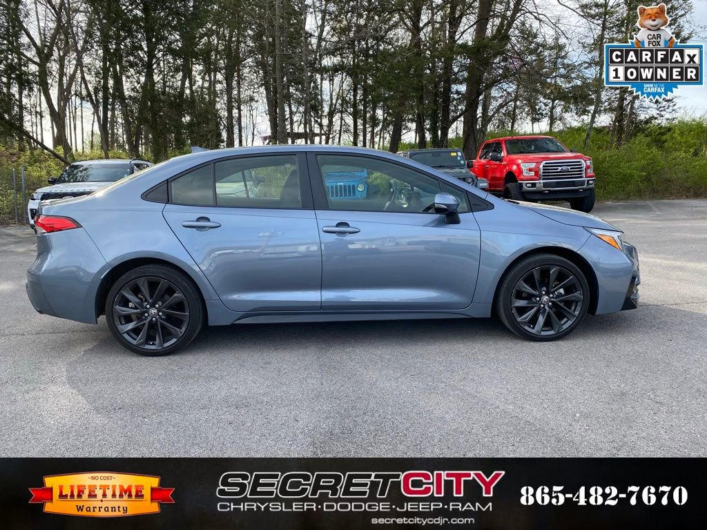 Used 2024 Toyota Corolla SE image 4