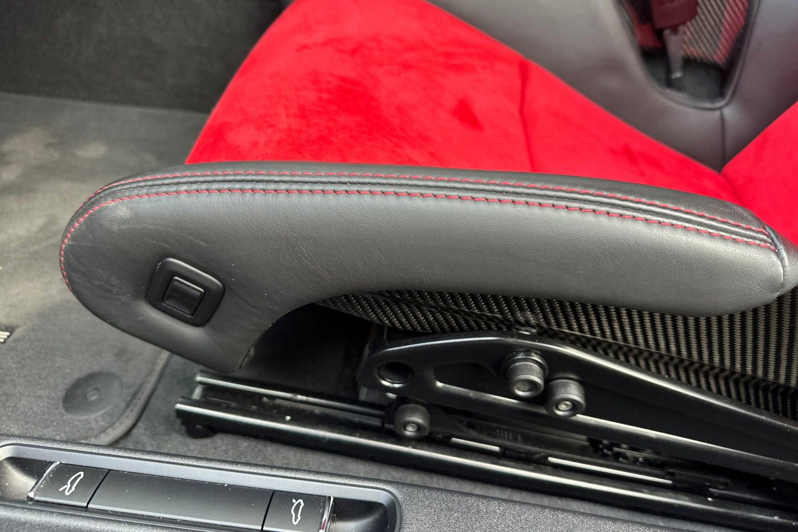 Used 2018 Porsche 911 GT2 RS image 14