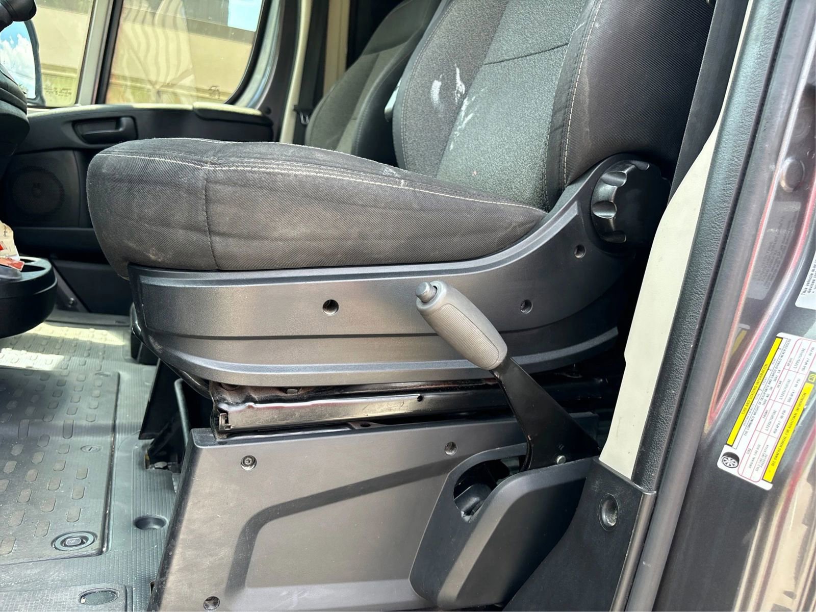 Used 2015 RAM ProMaster 2500 w/ Interior Convenience Group FWD image 18