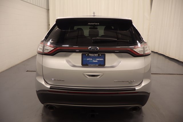 Used 2018 Ford Edge Titanium w/ Equipment Group 301A image 7