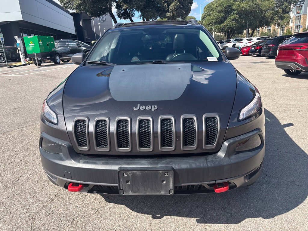 Used 2017 Jeep Cherokee Trailhawk AWD/4WD image 8