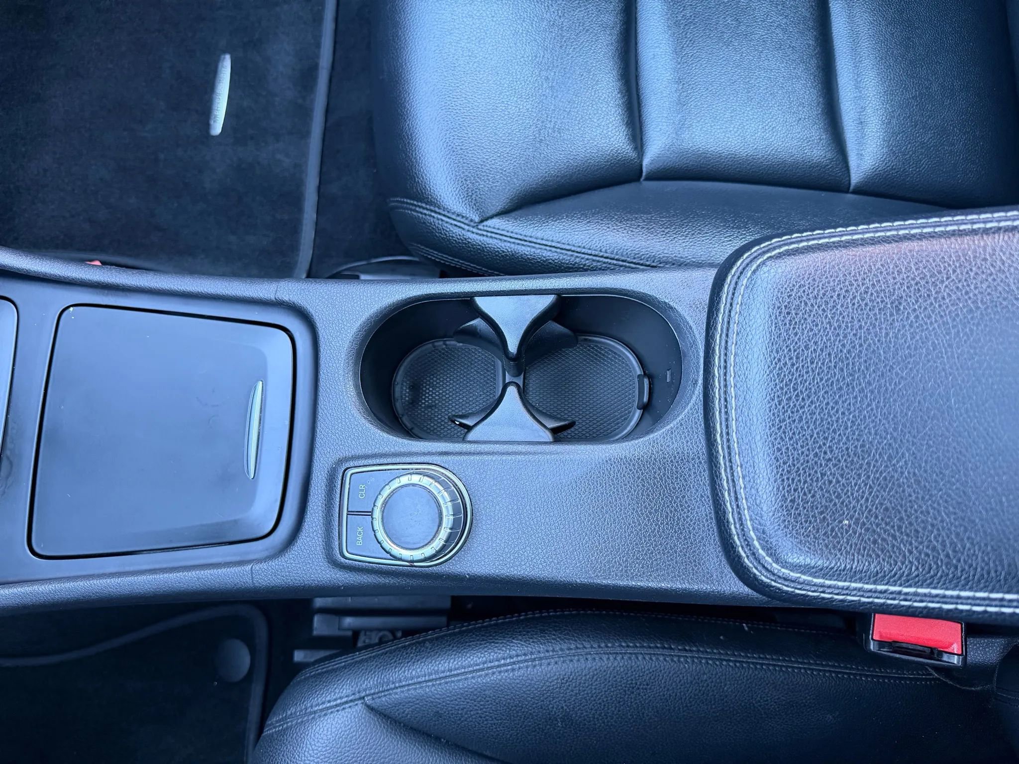 Used 2014 Mercedes-Benz CLA 250 image 22