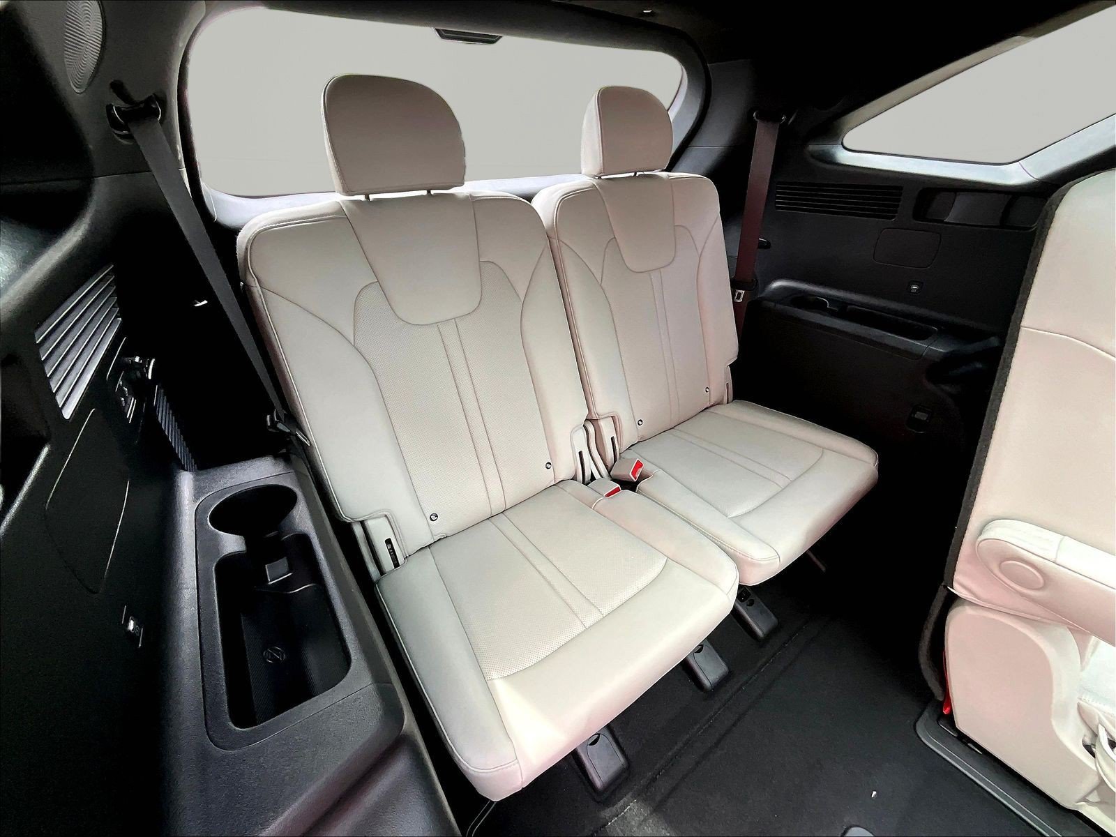 Certified 2025 Kia Sorento SX Prestige AWD/4WD image 26