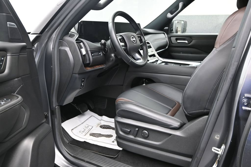 Certified 2025 Nissan Armada SL w/ Captain's Chari Seat Package AWD/4WD image 16