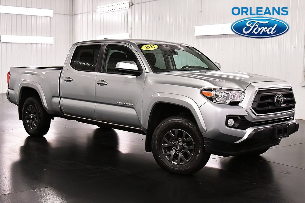 Used 2022 Toyota Tacoma SR5 AWD/4WD video 1