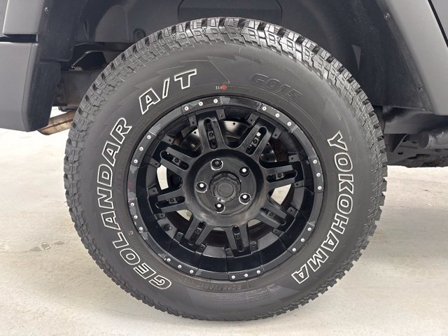 Used 2010 Jeep Wrangler Unlimited Sport AWD/4WD image 27