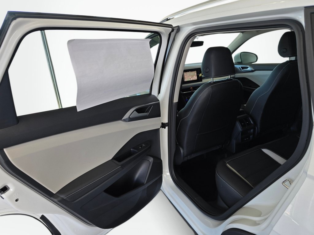 New 2026 Volkswagen Taos SEL AWD/4WD image 35