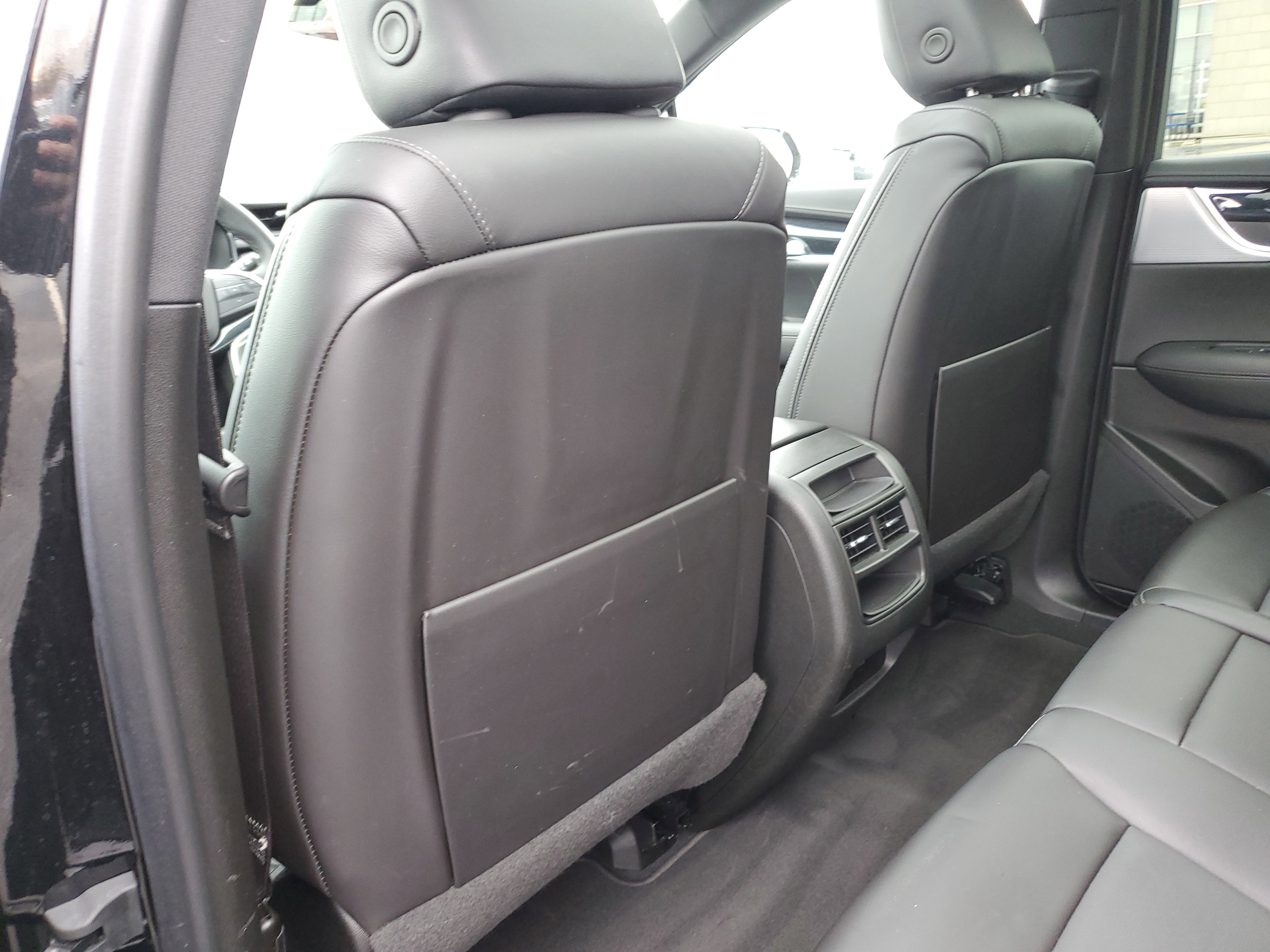 Used 2025 Cadillac XT5 Premium Luxury image 10