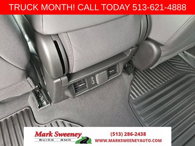 New 2026 GMC Sierra 1500 Elevation image 10