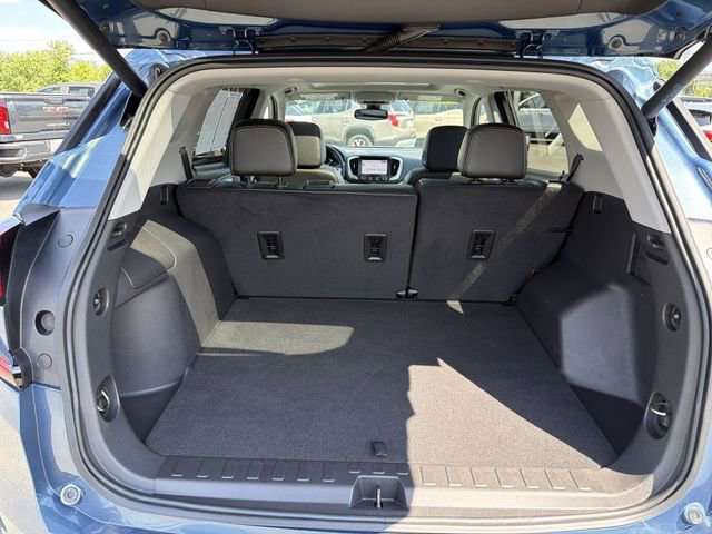 Used 2024 GMC Terrain SLT w/ Infotainment Package II AWD/4WD image 27