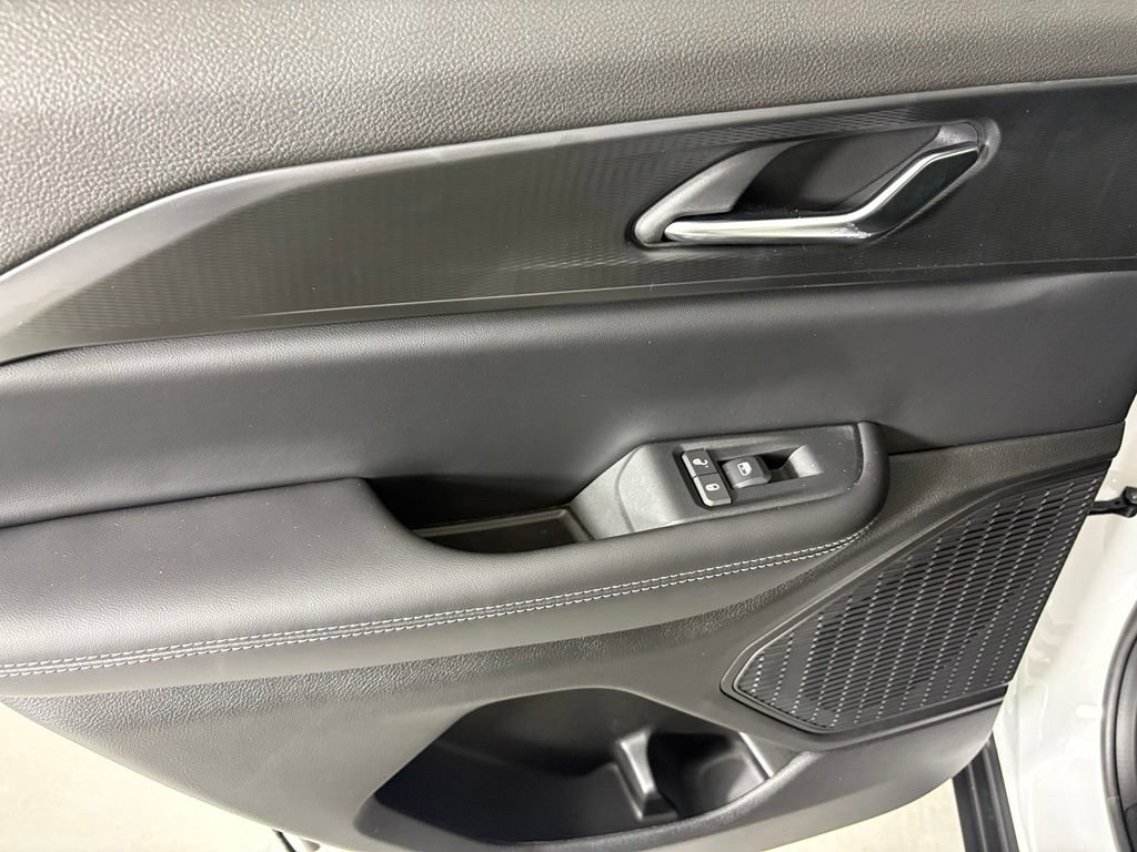 New 2027 Jeep Grand Cherokee Laredo X RWD image 37