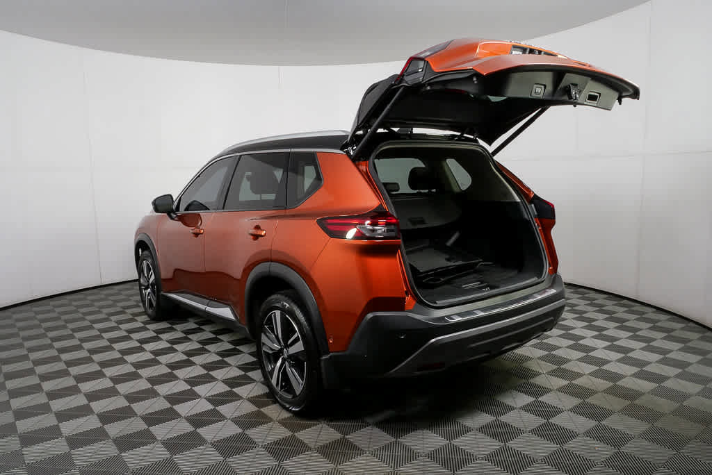 Used 2023 Nissan Rogue SL w/ SL Premium Package AWD/4WD image 32
