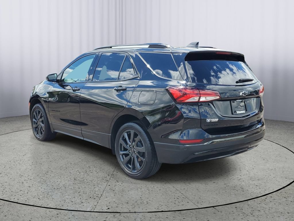 Used 2023 Chevrolet Equinox RS w/ LPO, Floor Liner Package AWD/4WD image 4