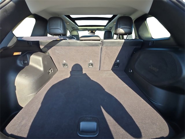 Used 2022 Jeep Cherokee Limited image 7