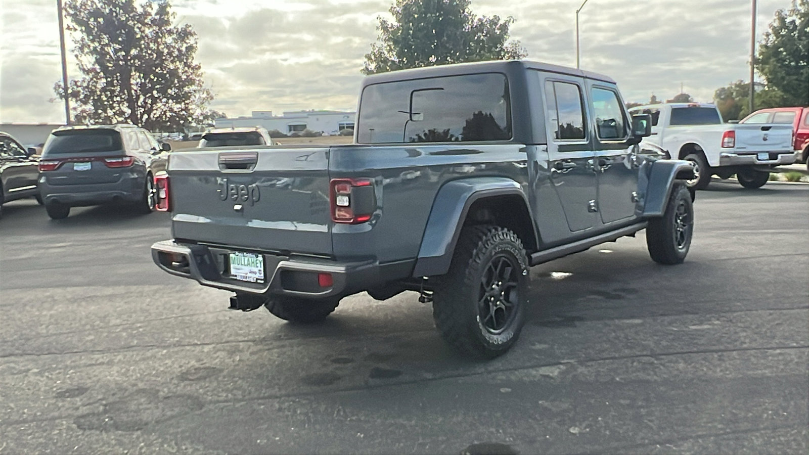 New 2025 Jeep Gladiator Willys image 3