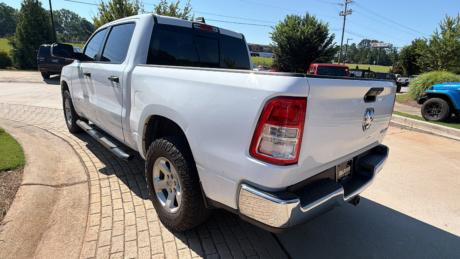 Used 2019 RAM 1500 Tradesman AWD/4WD image 10