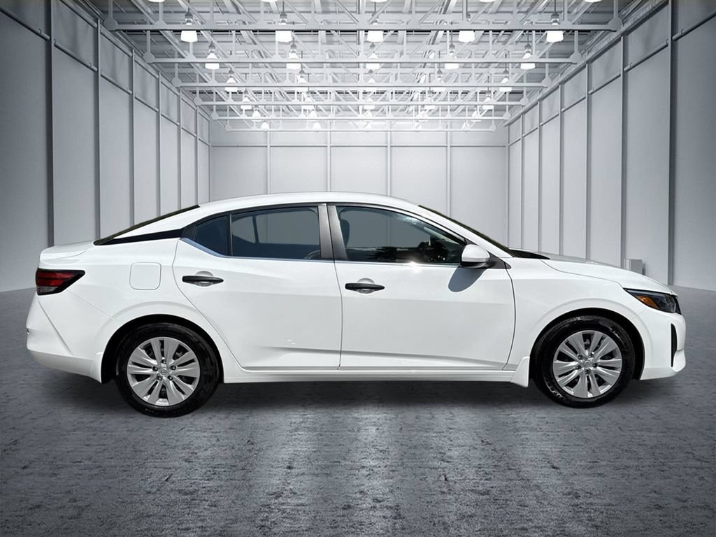Used 2025 Nissan Sentra S FWD image 8