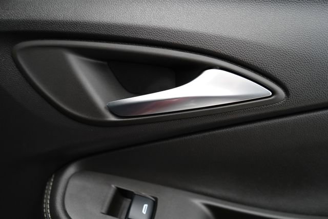 Used 2023 Buick Encore GX Preferred w/ Cold Weather Comfort Package image 49