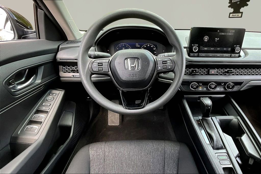 Used 2025 Honda Accord LX image 9