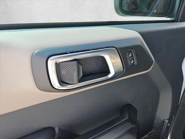 Used 2024 Ford Bronco Wildtrak AWD/4WD image 12