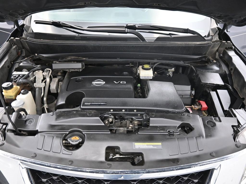 Used 2013 Nissan Pathfinder S image 41