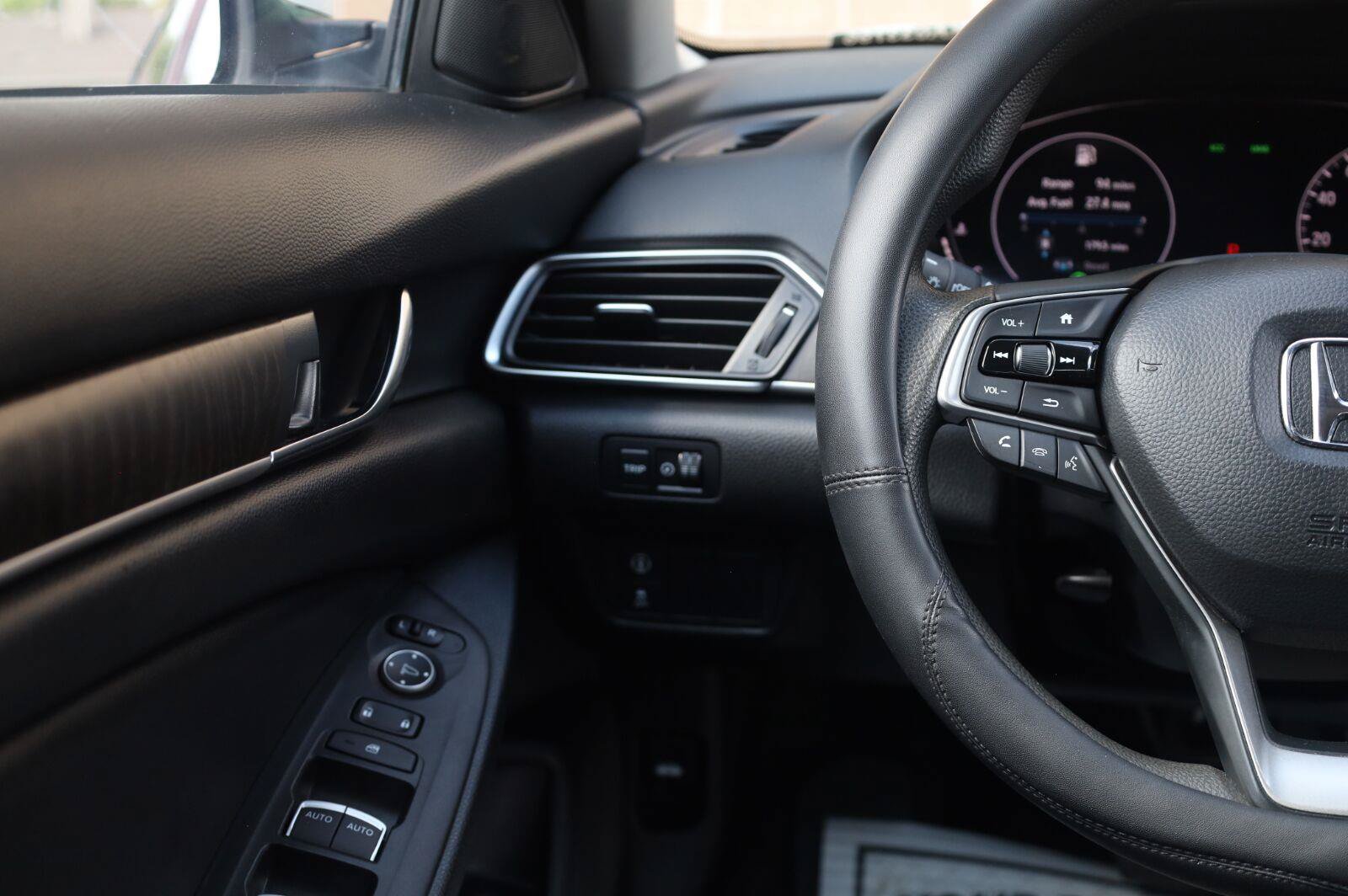Used 2019 Honda Accord EX image 33