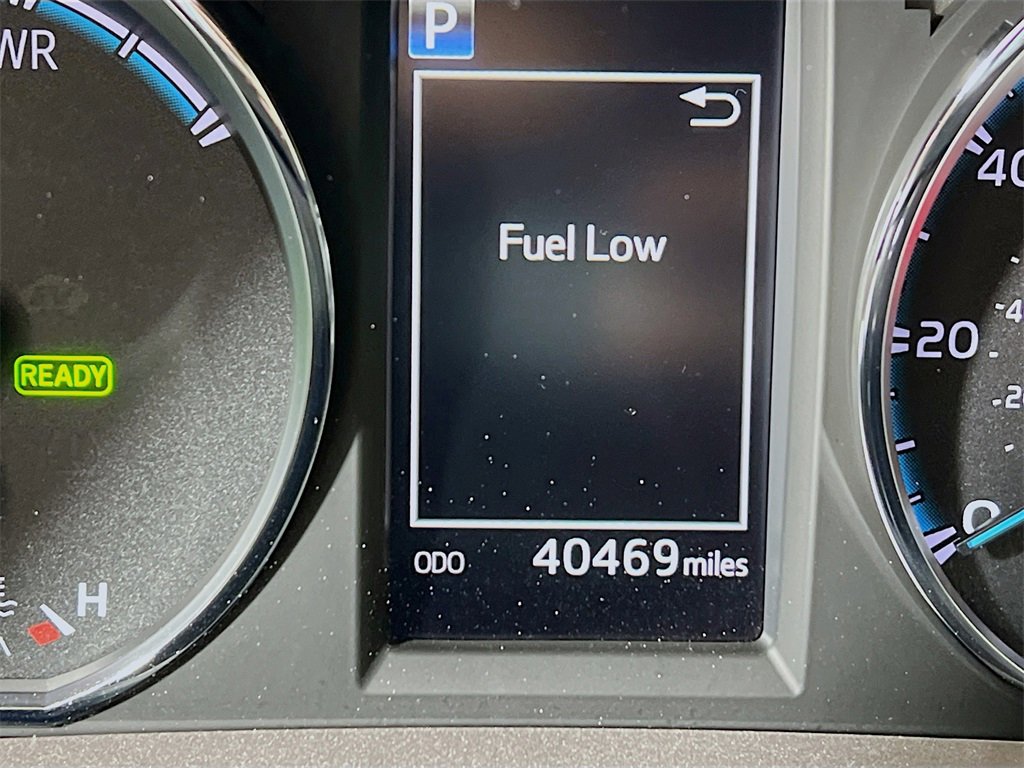 Certified 2018 Toyota RAV4 LE Plus image 12