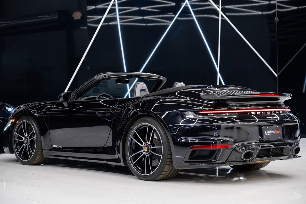 Used 2022 Porsche 911 Turbo image 14
