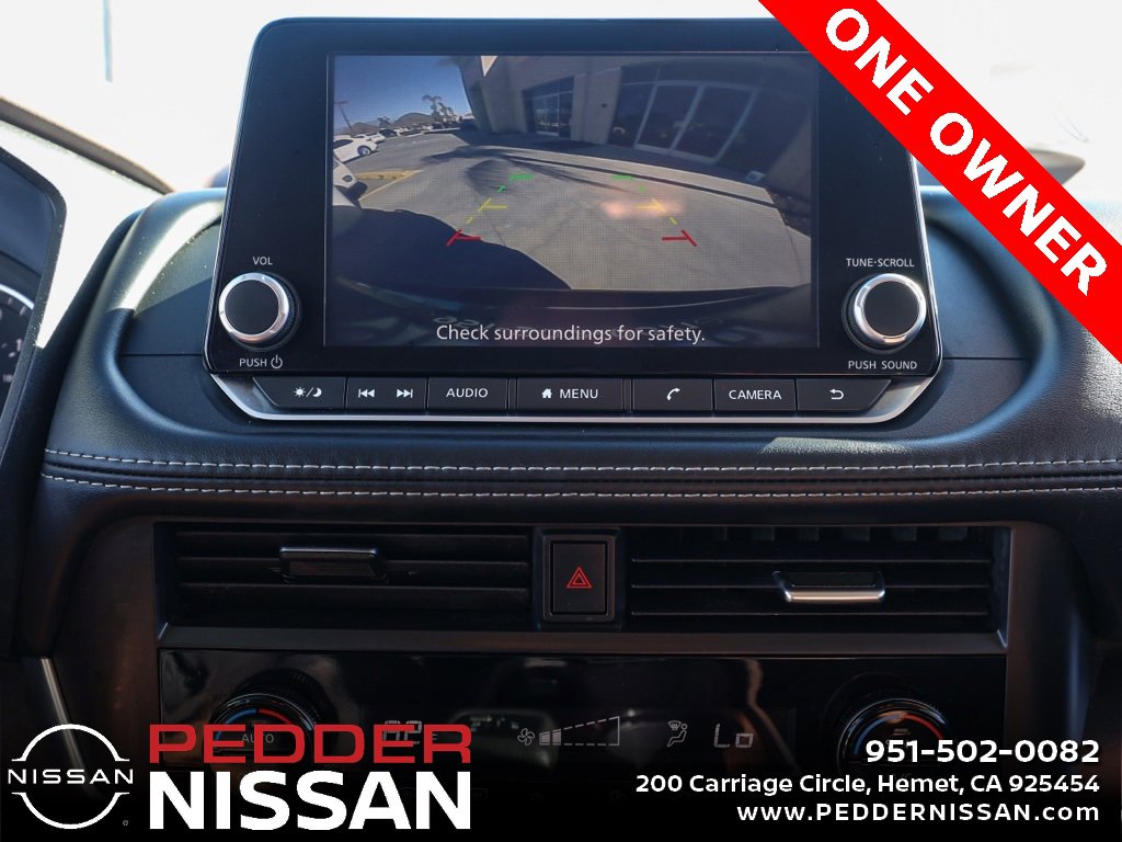 Used 2023 Nissan Rogue SV image 30