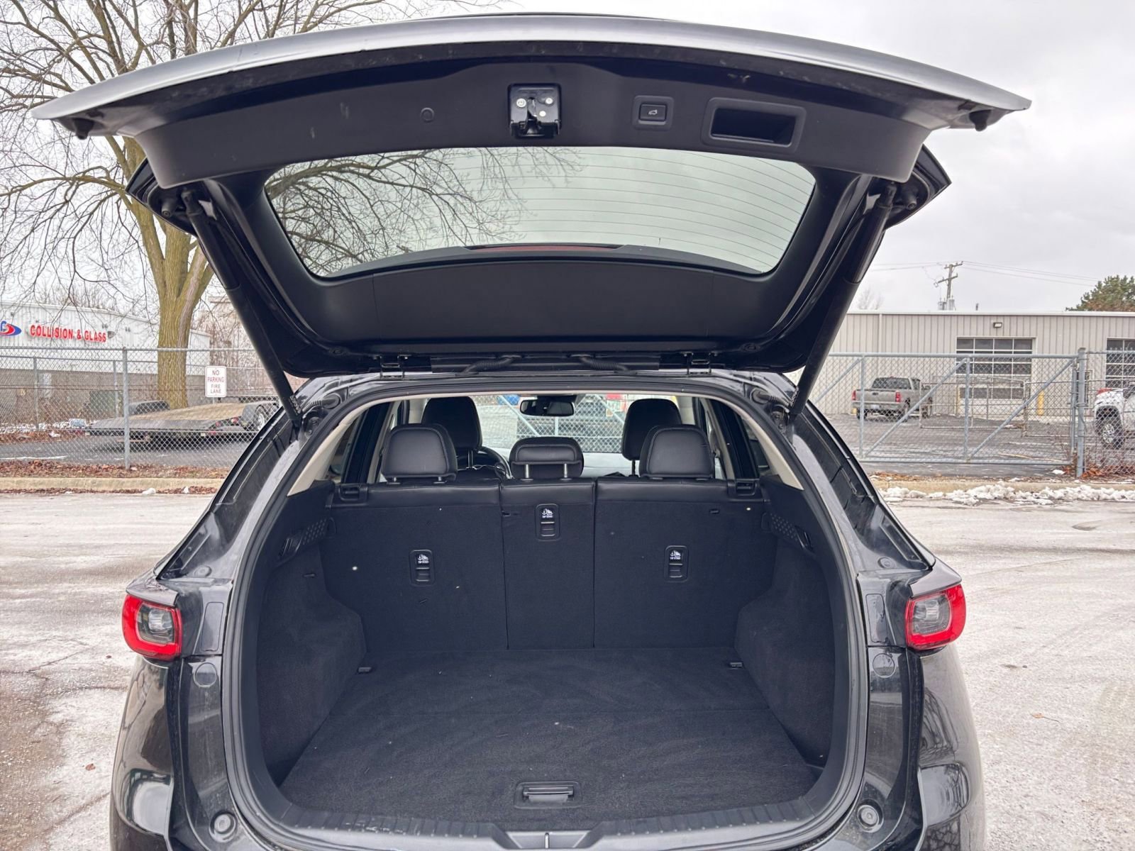 Used 2025 MAZDA CX-5 AWD 2.5 S w/ Preferred Package image 32