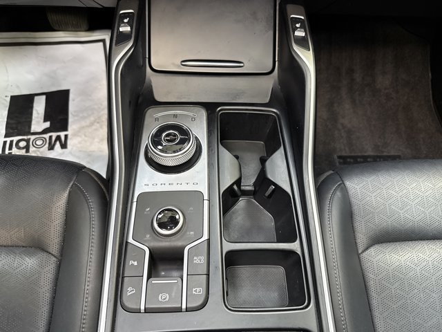 Used 2022 Kia Sorento EX w/ Panoramic Sunroof Package image 26
